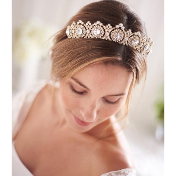 Stunning Greek Goddess Crystal Bridal Tiara Crown - Picture 5 of 16